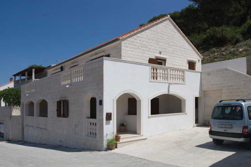 Villa Pucisca Exterior foto